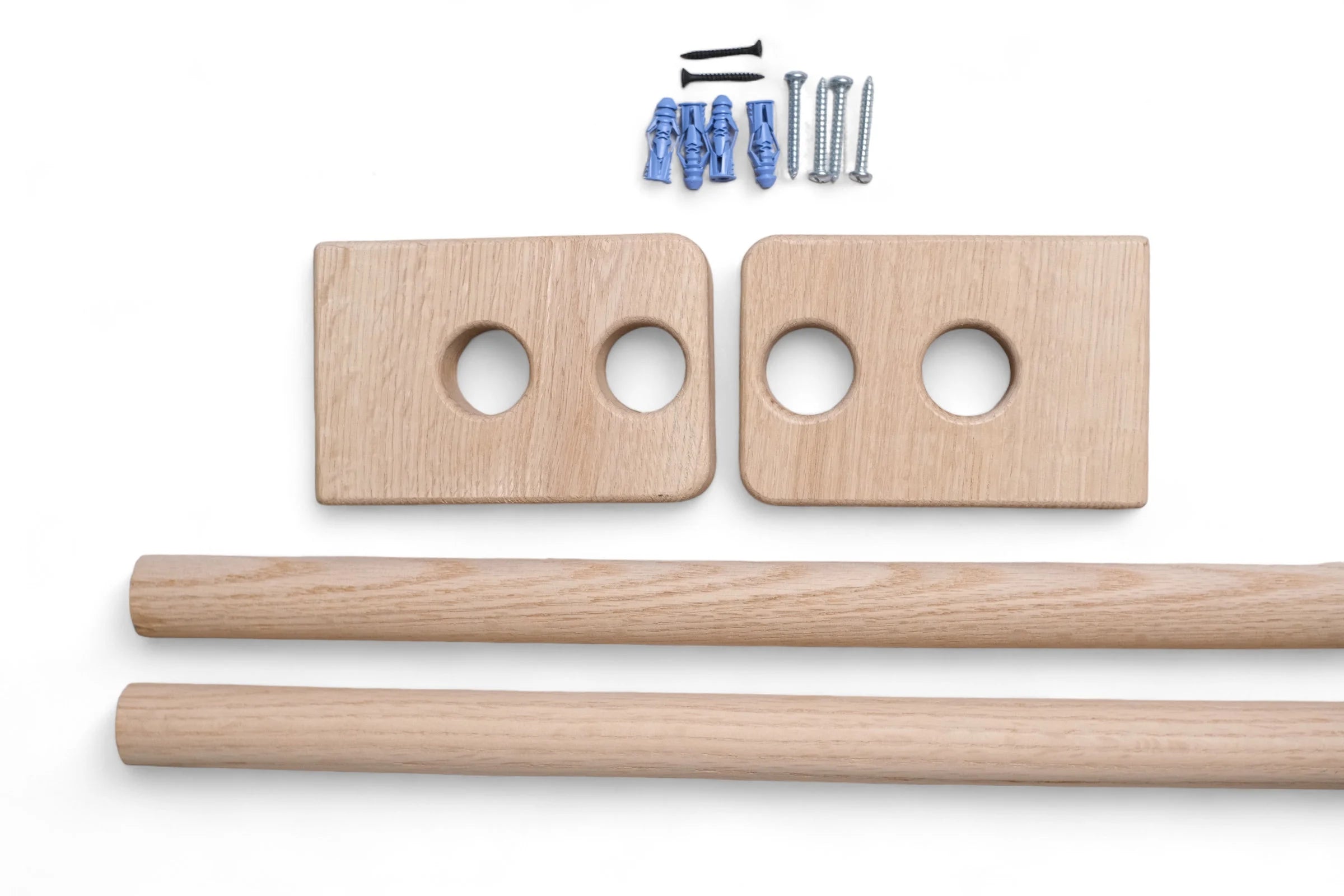 Two-tier wooden curtain rods – ideal for layered curtains in living room or bedroom