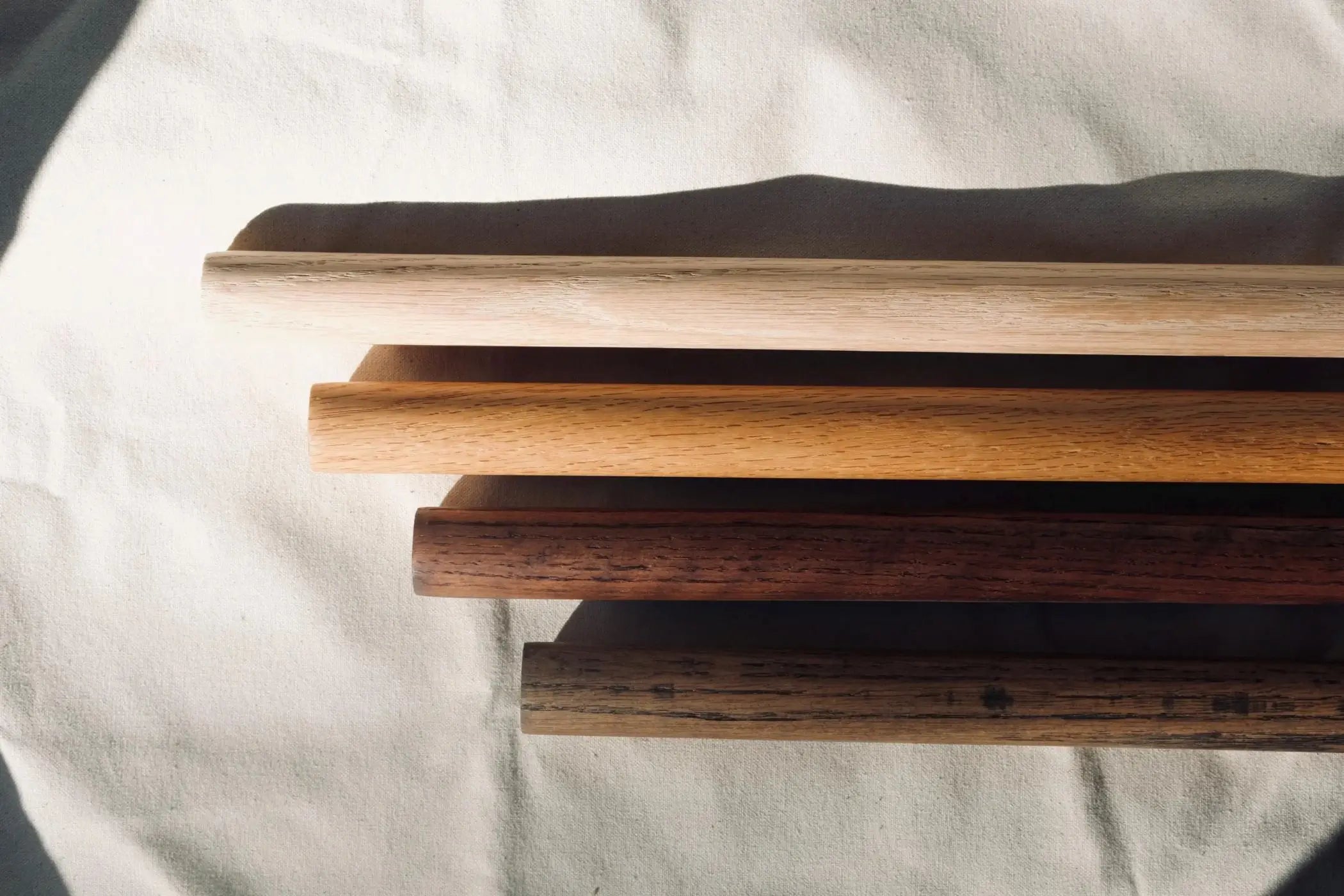 Wooden drapery rod with round supports – stylish and functional window hardware
