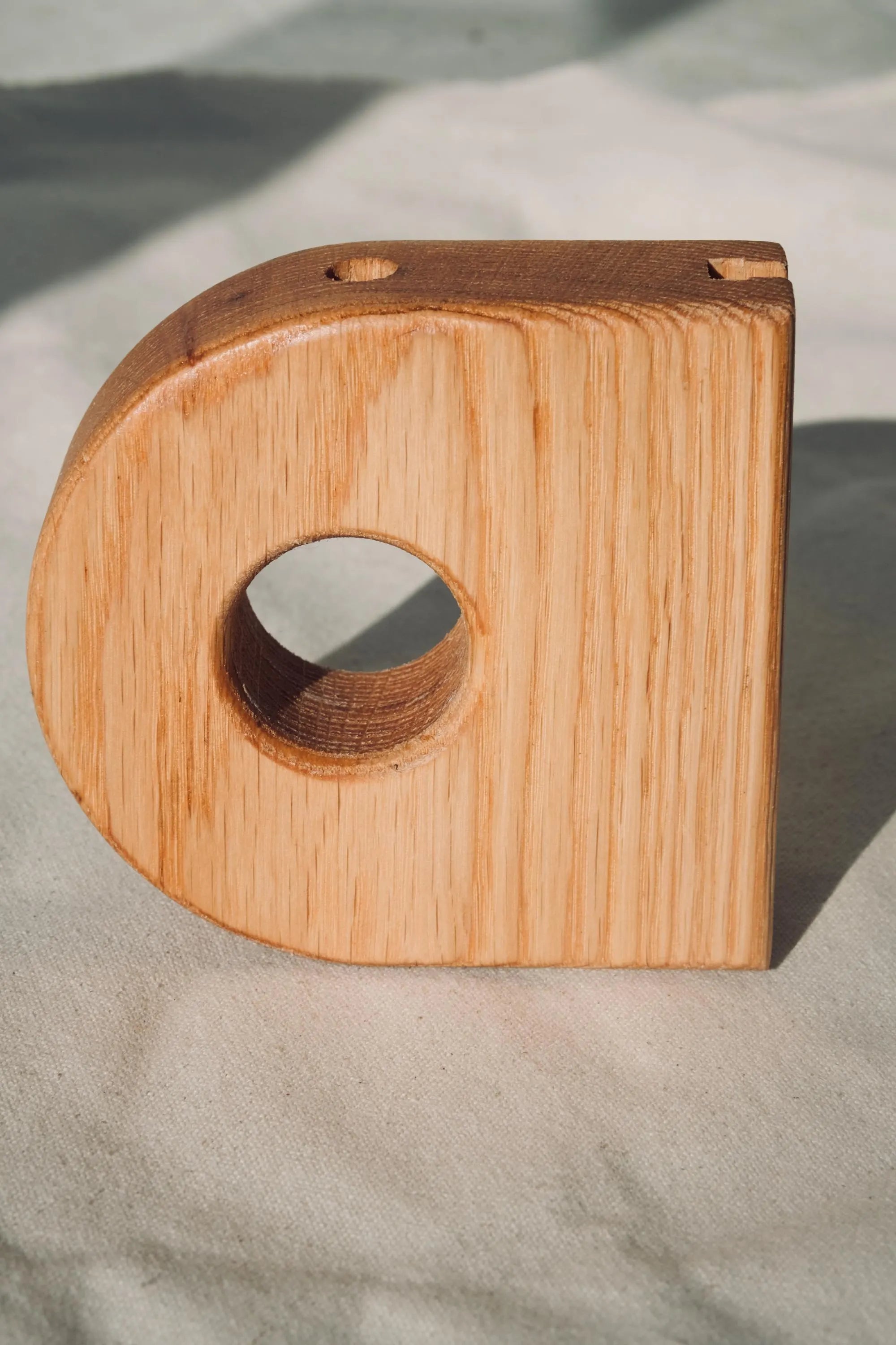 Solid wood curtain rod with round wall mounts – perfect for modern and classic decor