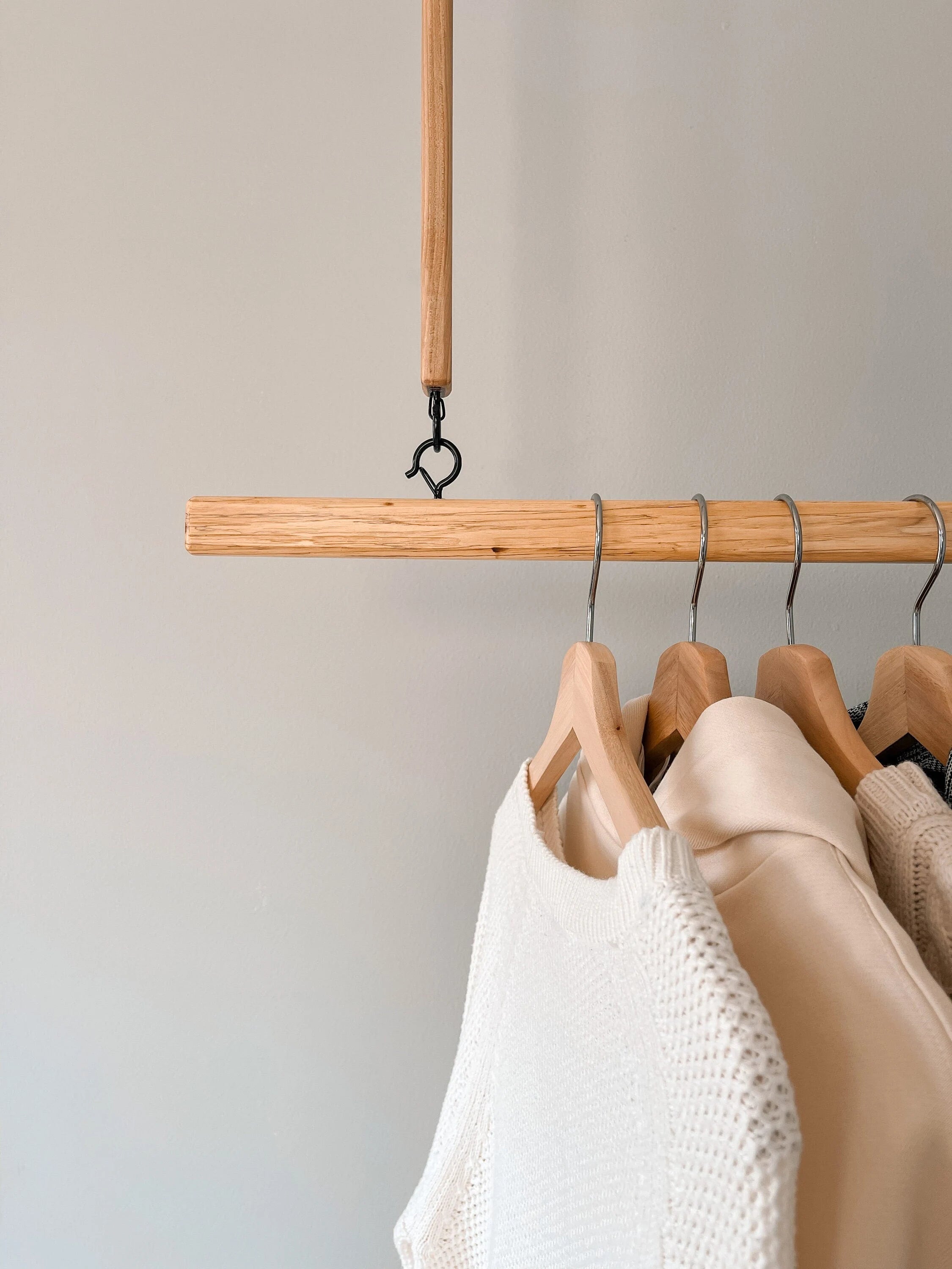 Ceiling mounted hanging rack