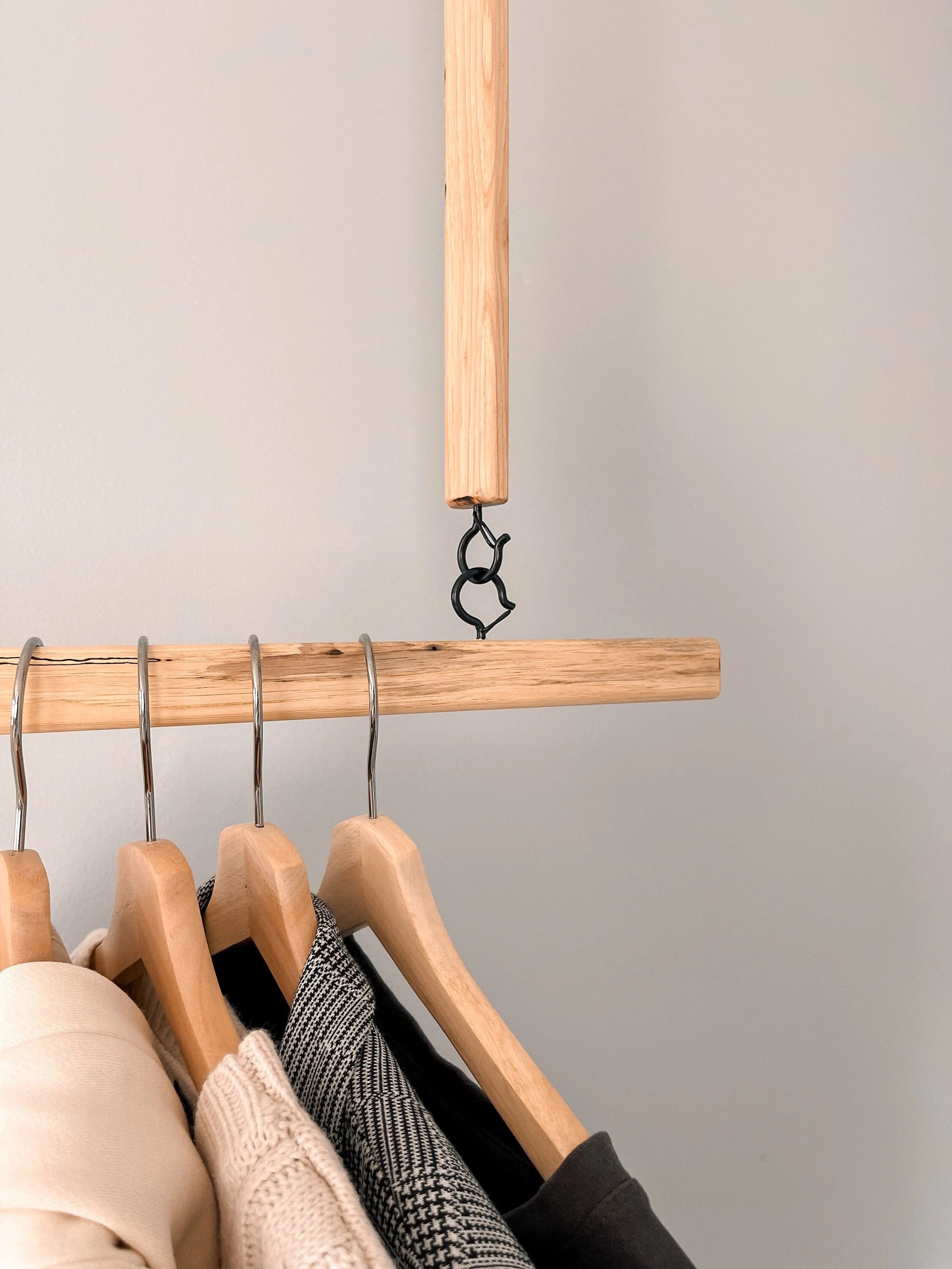 Ceiling mounted hanging rack